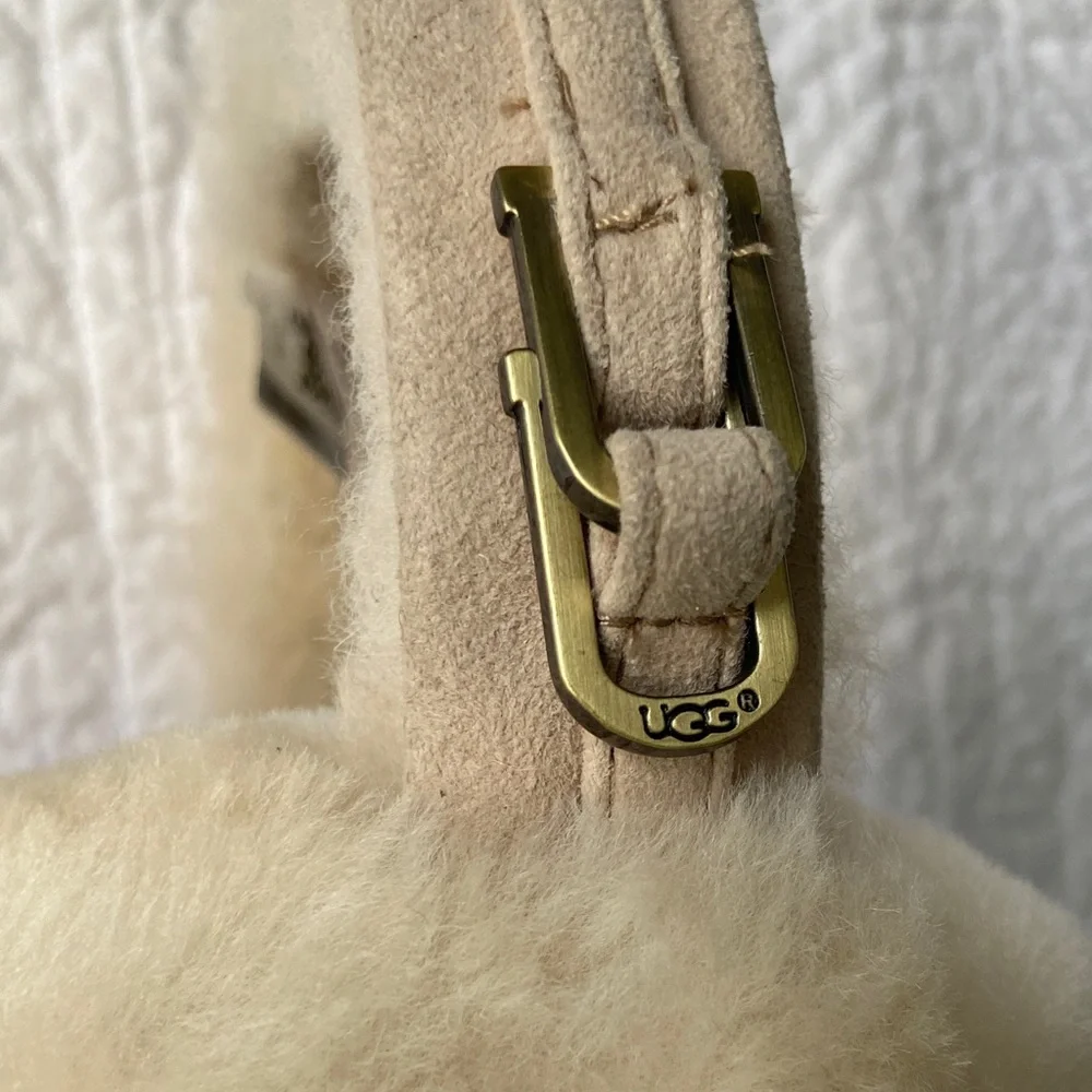 UGG Shearling Suede Earmuffs Cream NEW - Picture 10 of 13